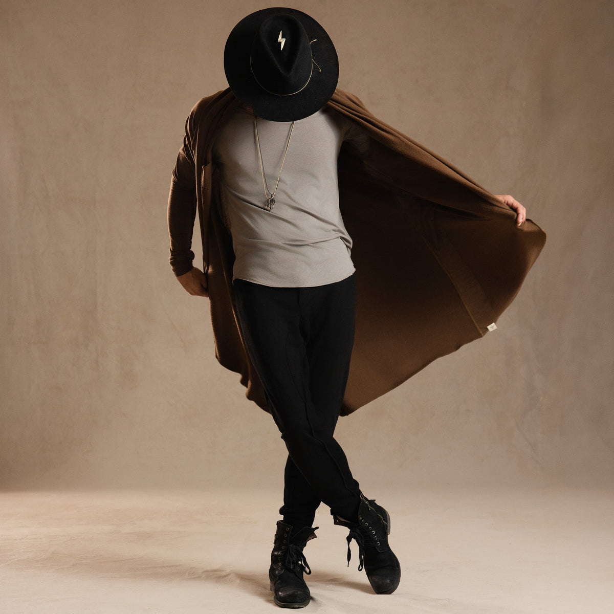 KAIROS DUSTER / CACAO