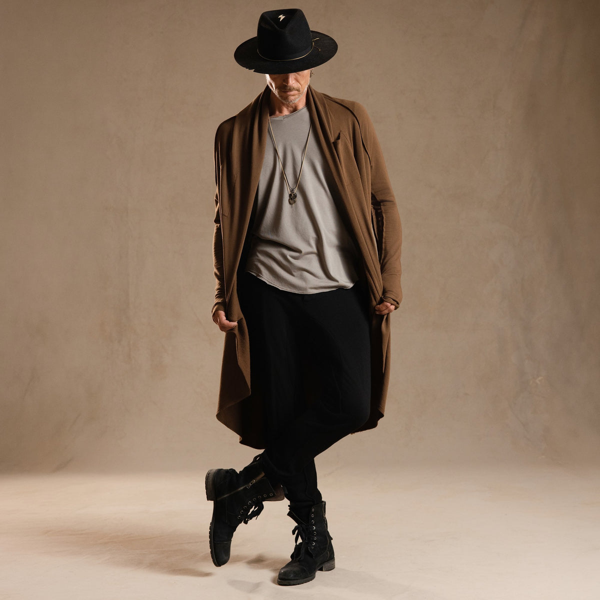 KAIROS DUSTER / CACAO