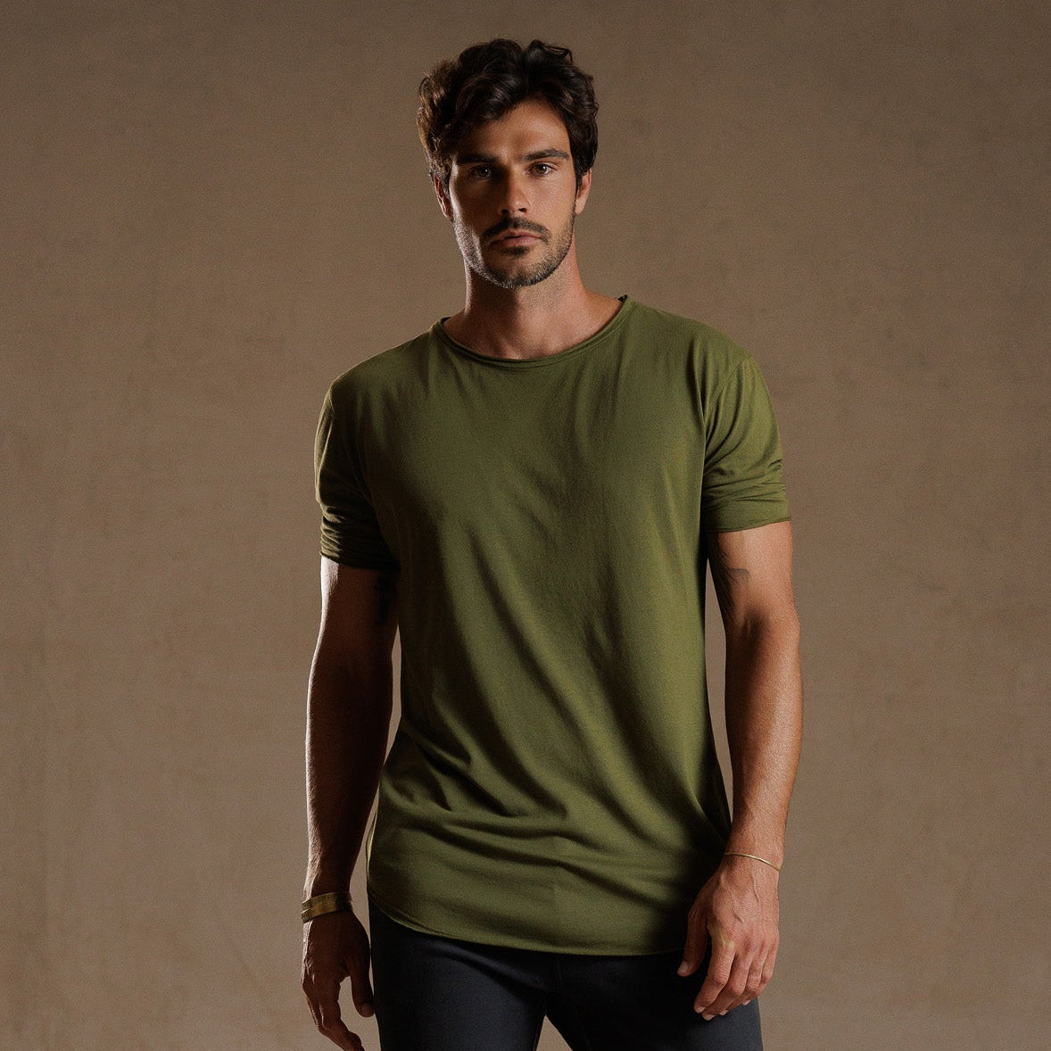 CREW NECK TREE SHIRT / VINTAGE MOSS