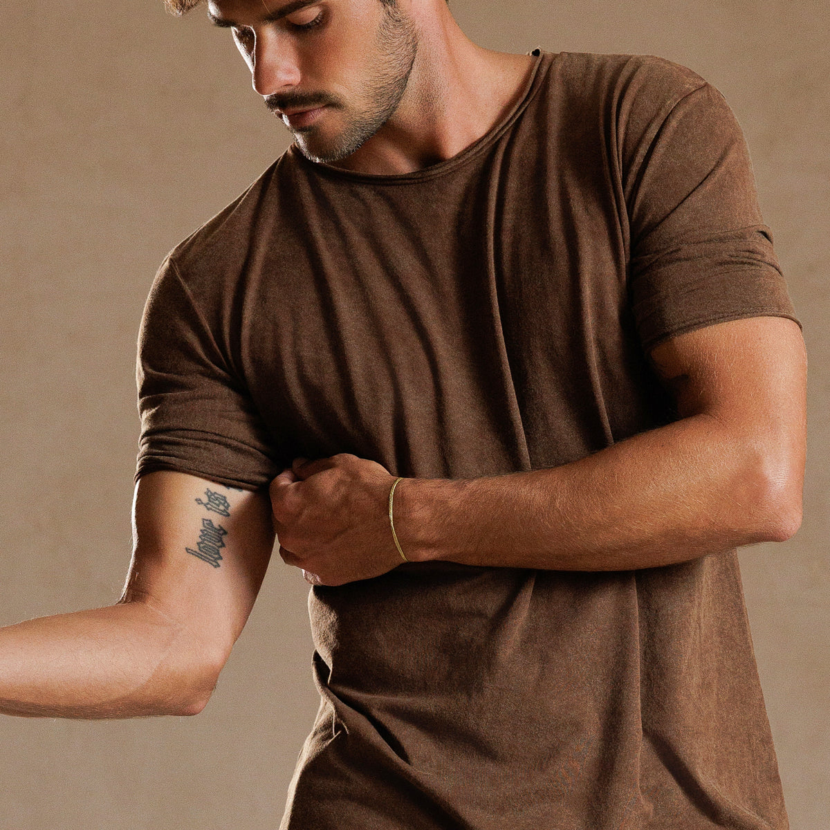 CREW NECK TREE SHIRT / CACAO MINERAL