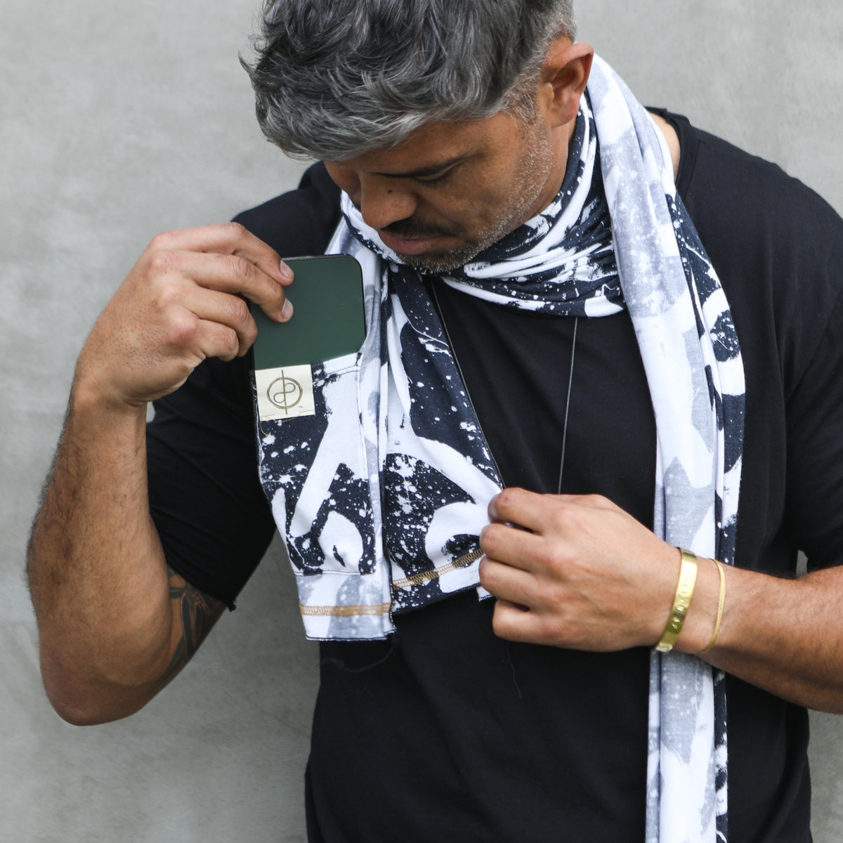 Love Wrap &amp; Scarf - Ruben x OGT