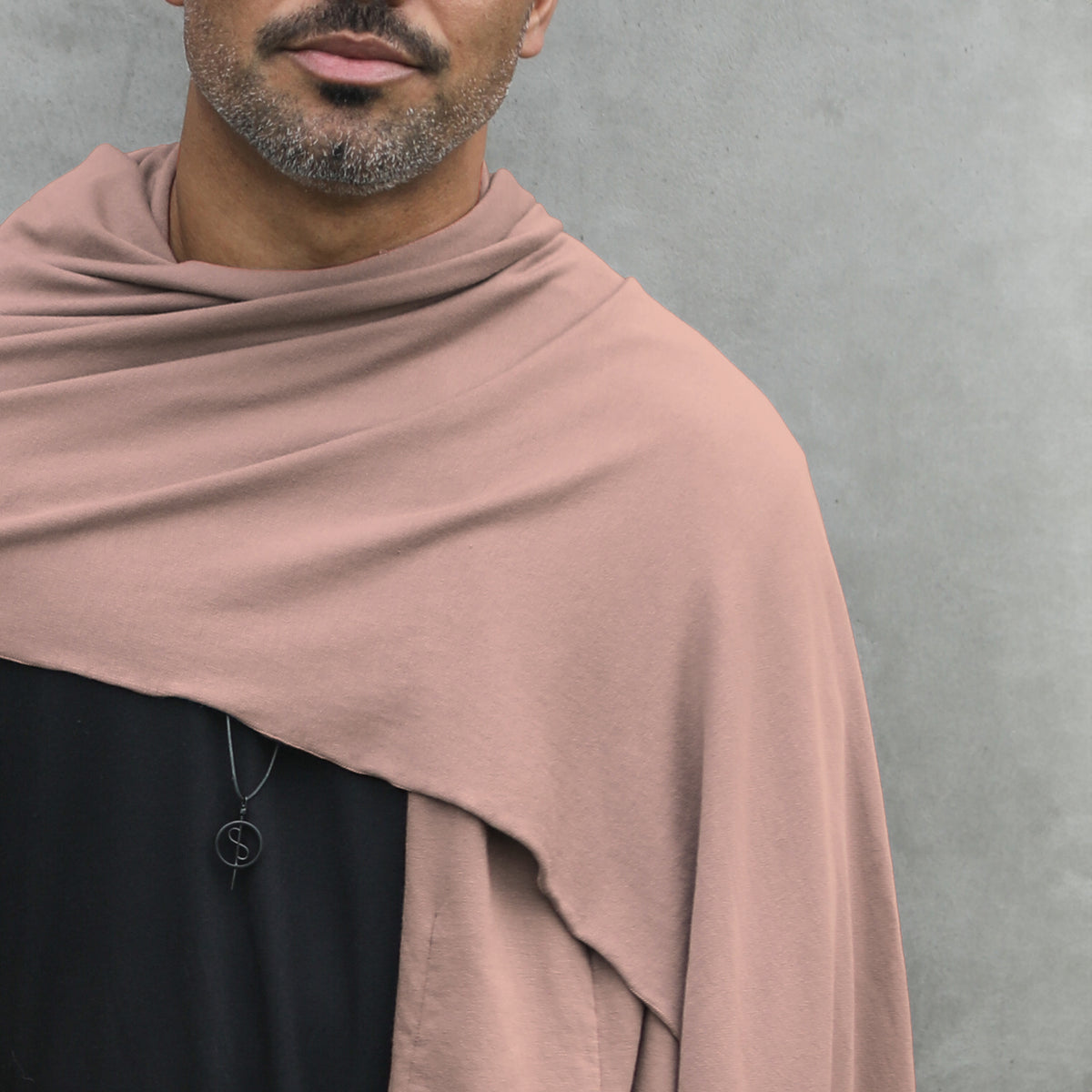 man modeling himalayan salt scarf