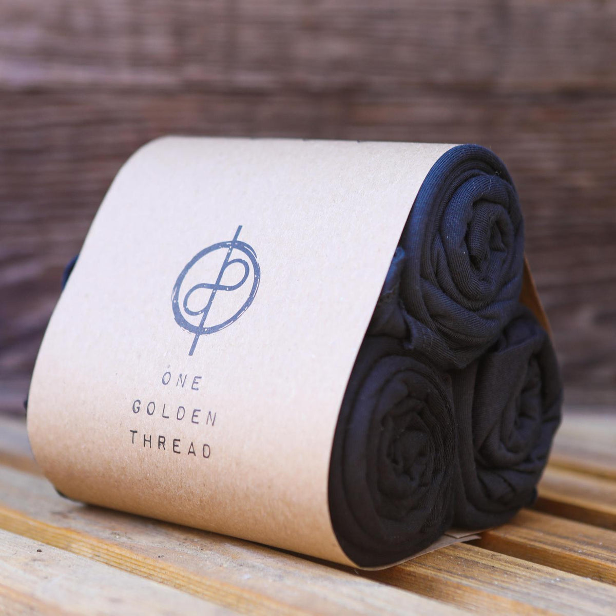 Bundle packaging of crew neck three pack in black