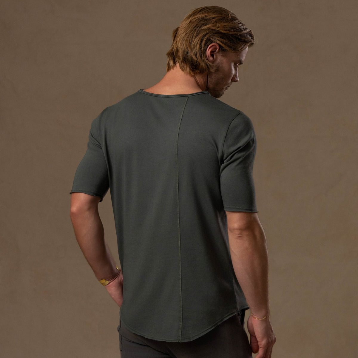CREW NECK TREE SHIRT / URBAN FOREST