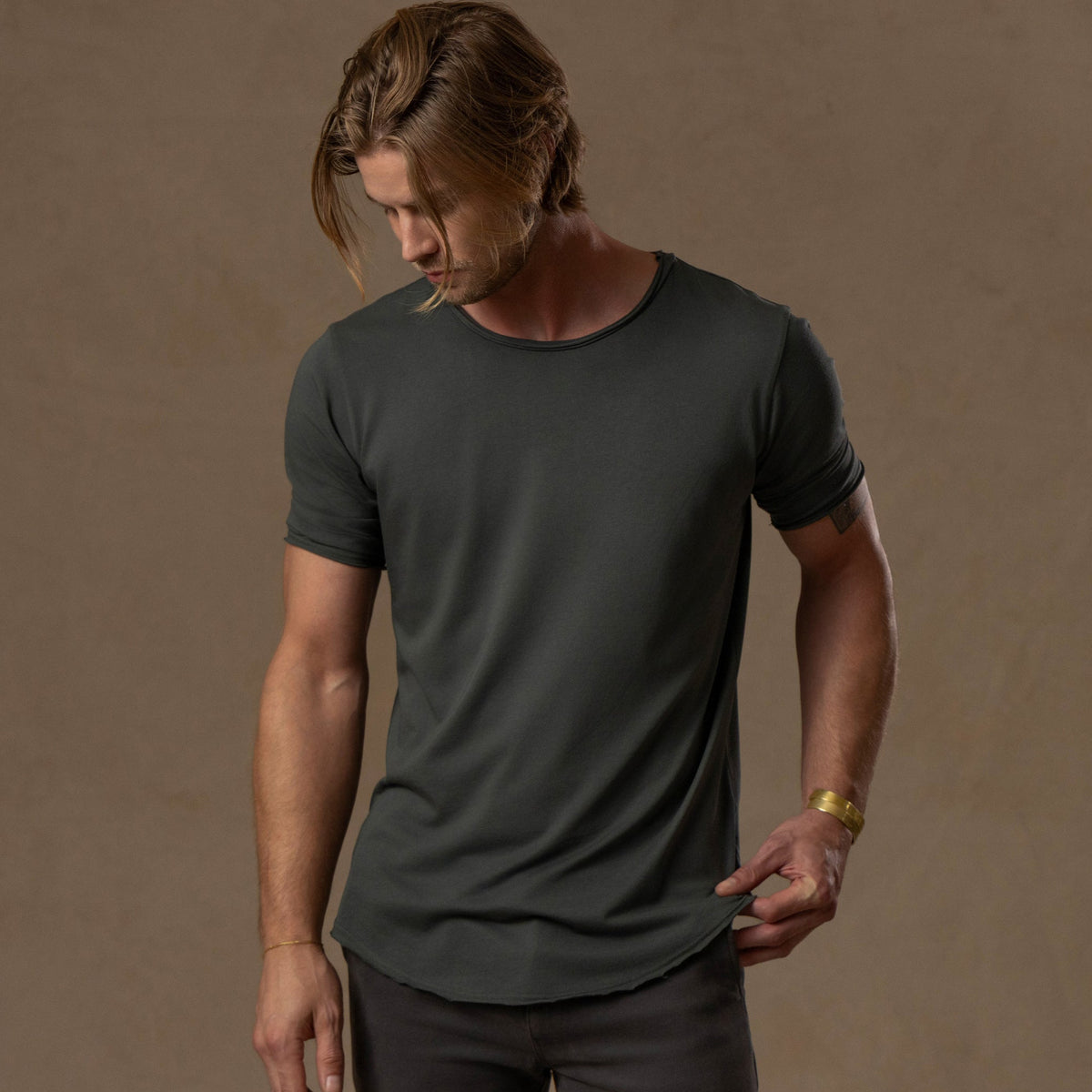 CREW NECK TREE SHIRT / URBAN FOREST