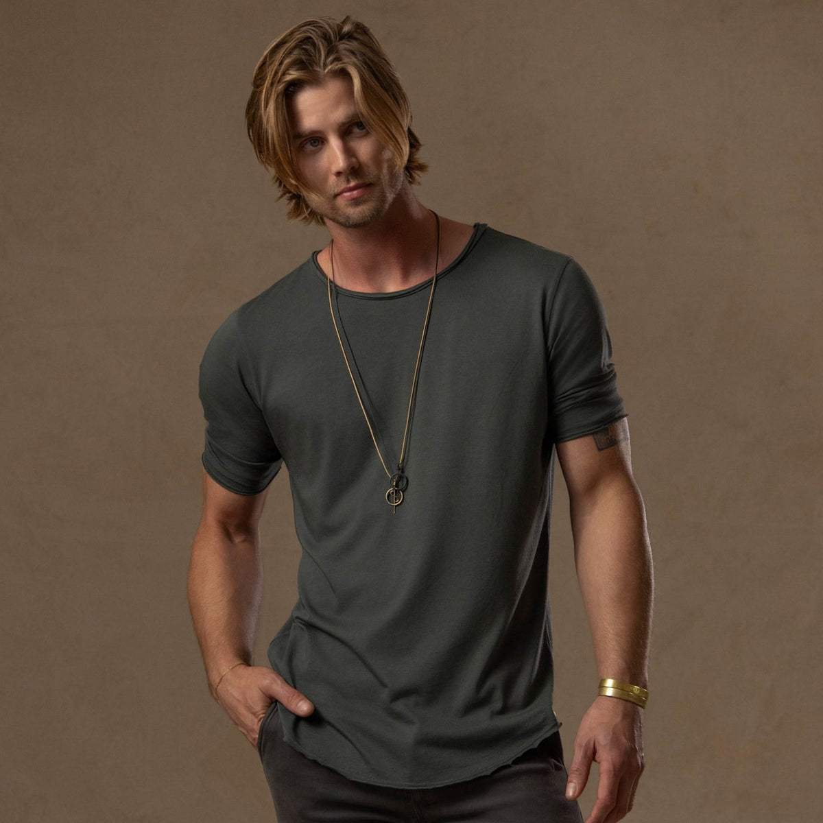 CREW NECK TREE SHIRT / URBAN FOREST