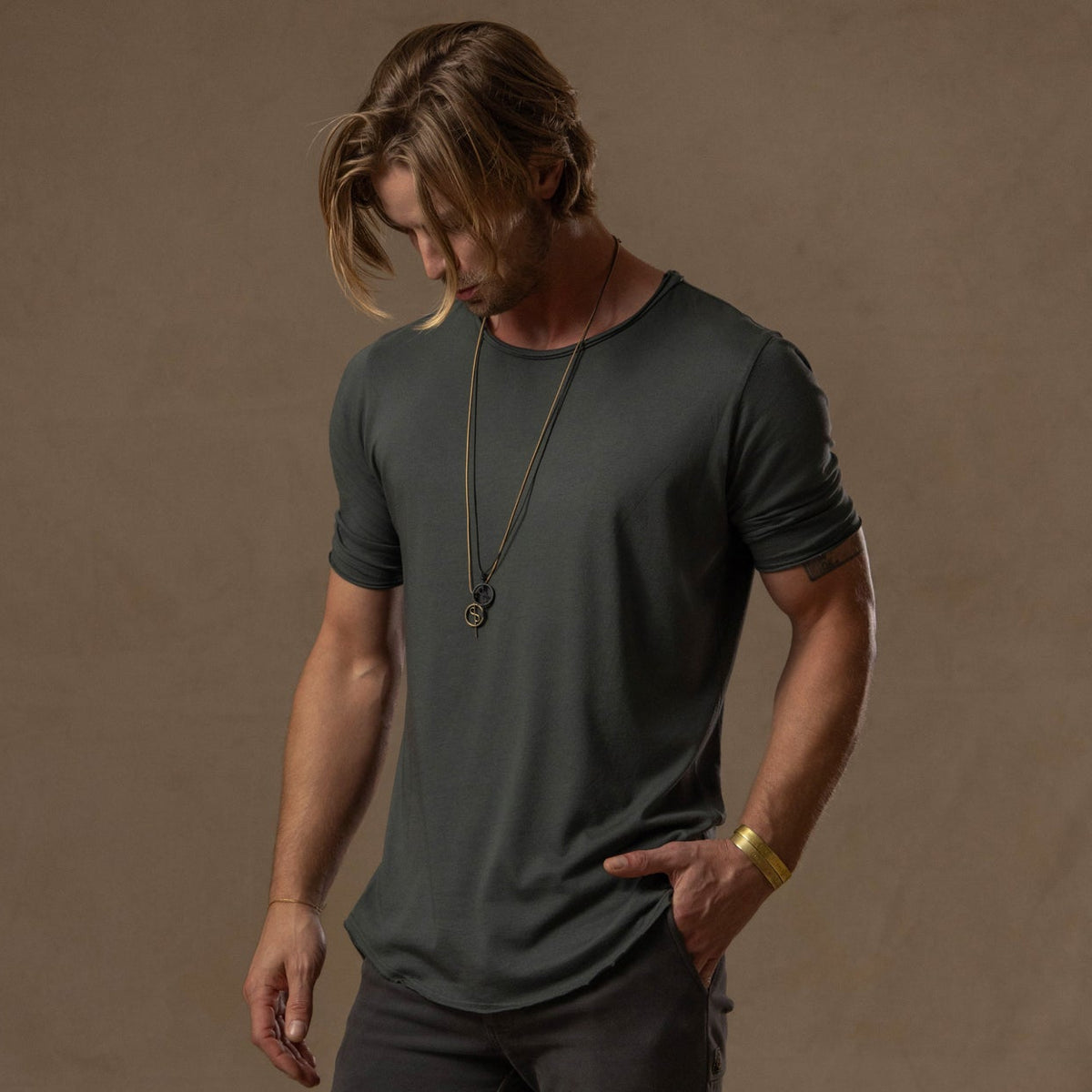 CREW NECK TREE SHIRT / URBAN FOREST