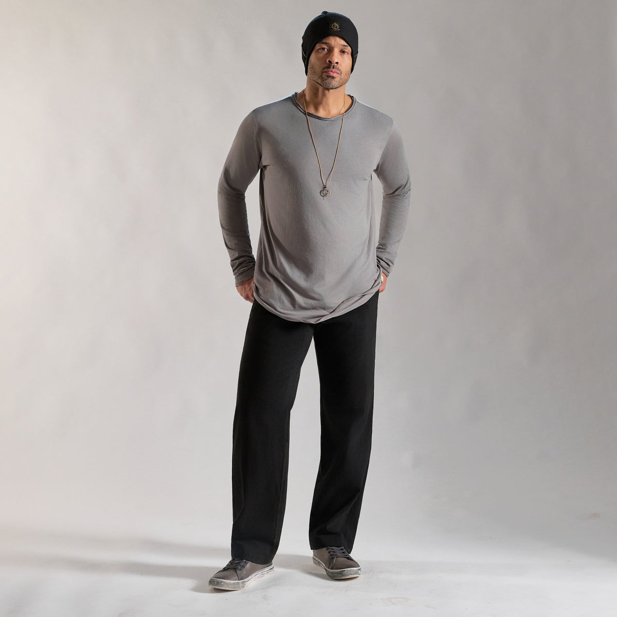 male modeling ease pants in black