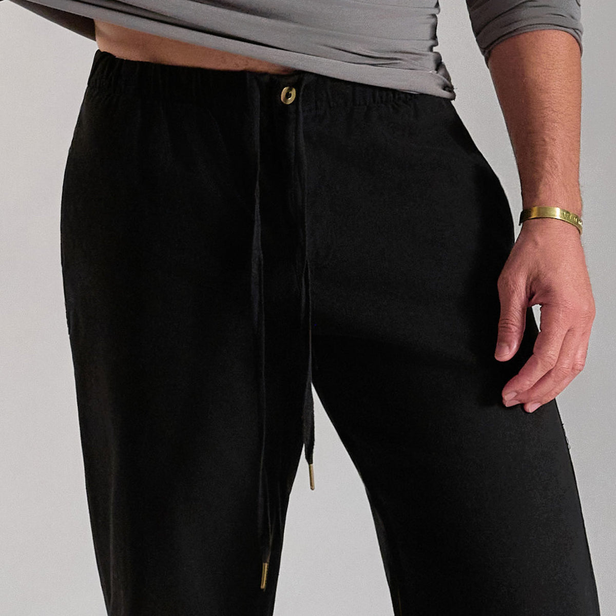 male modeling ease pants in black