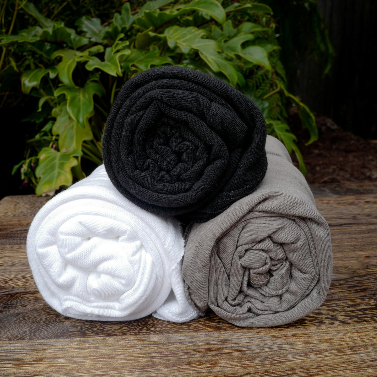 Bundle packaging of v neck three pack in different colors