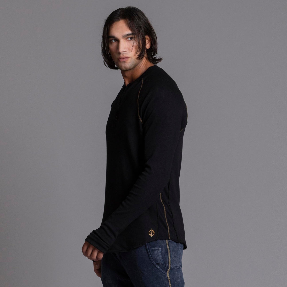 The Plush Ribbed Henley / Black Onyx