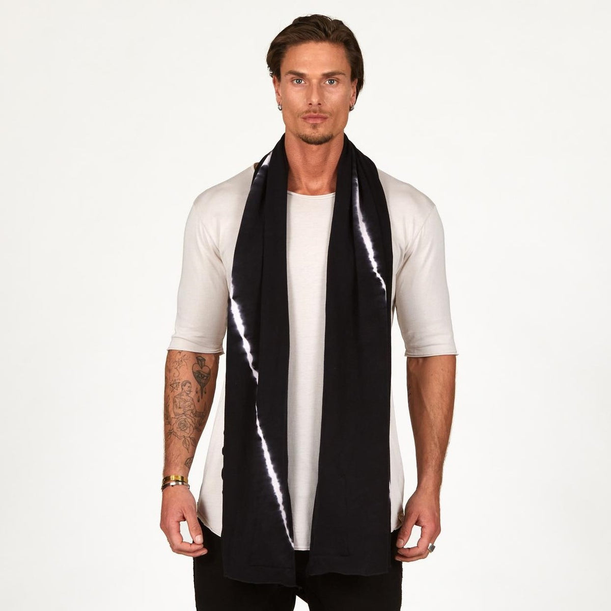 Male modeling Midnight bolt fleece scarf