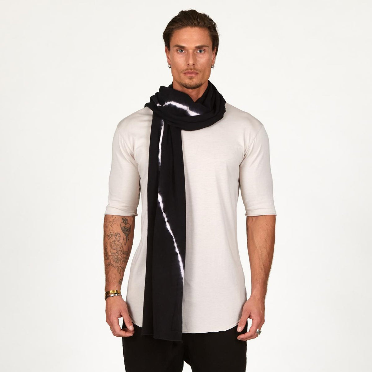 Male modeling Midnight bolt fleece scarf