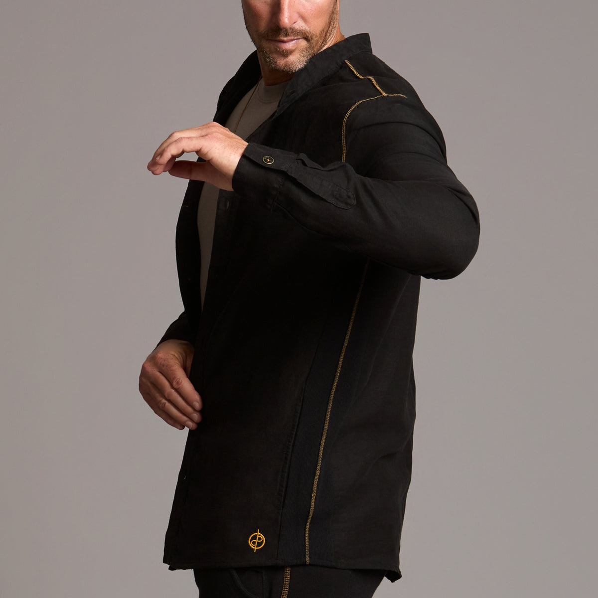 Male modeling Shacket in Black