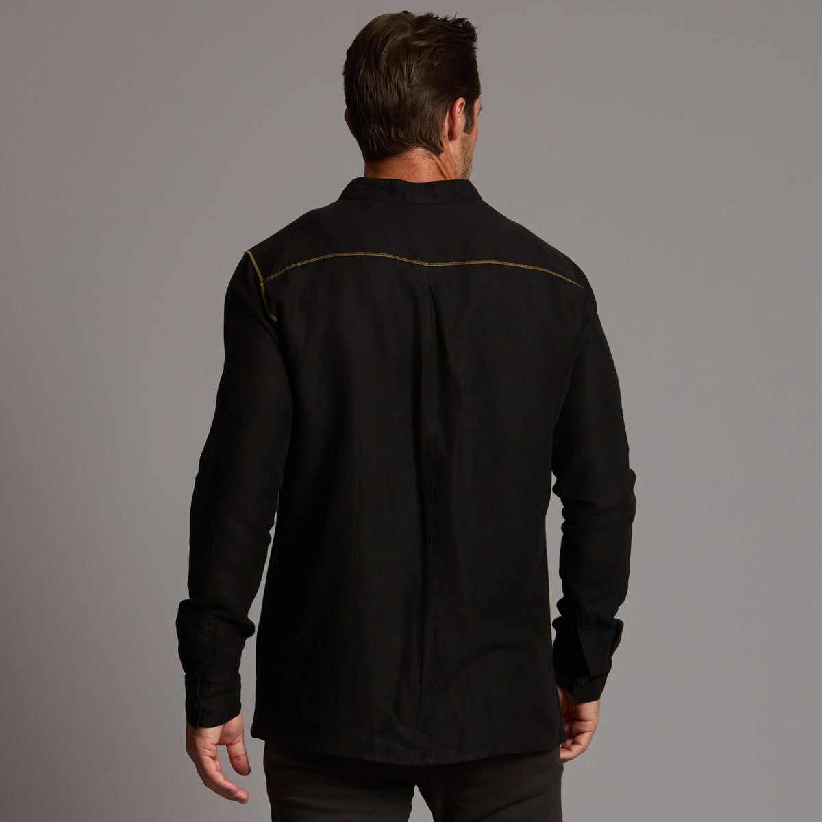 Male modeling Shacket in Black