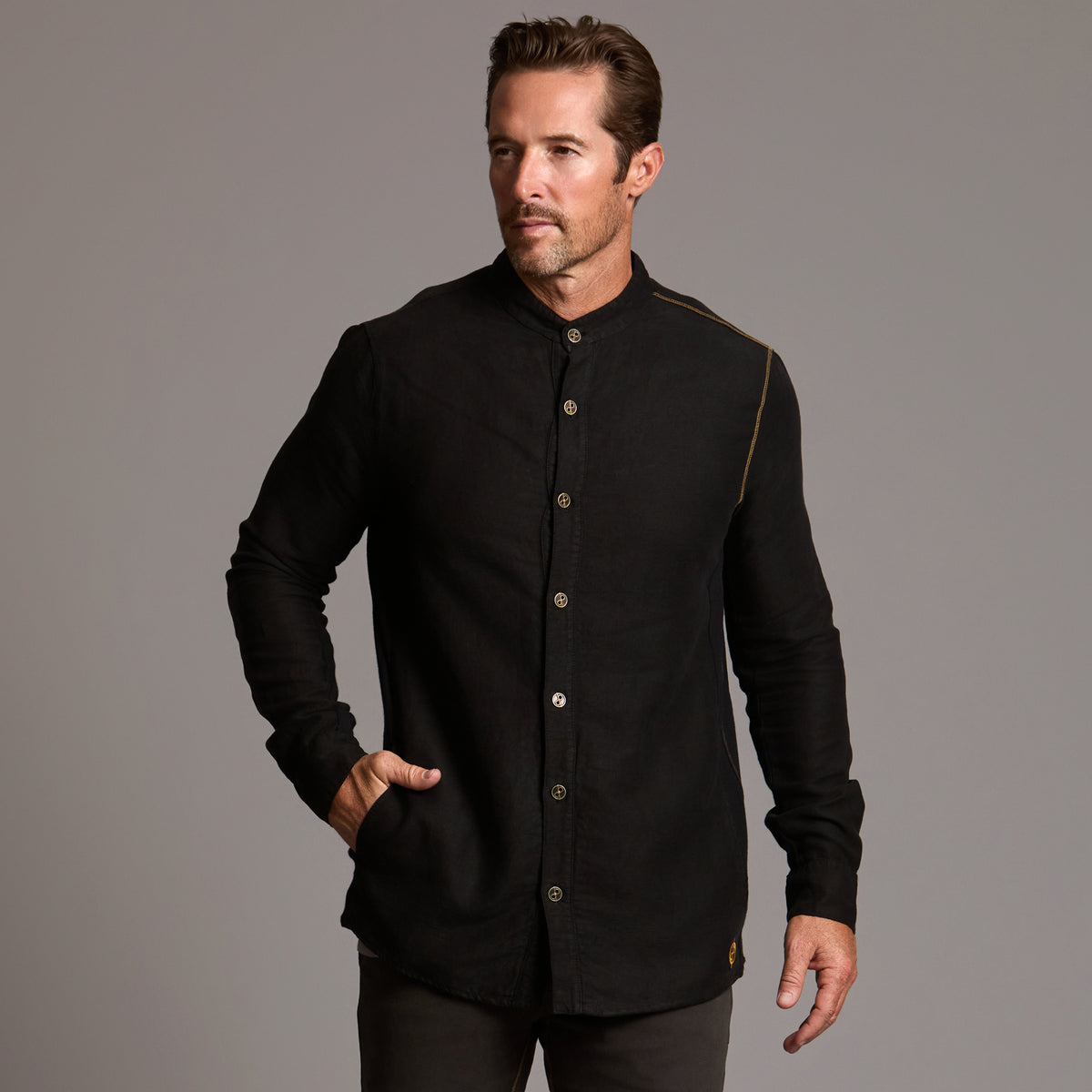 Male modeling Shacket in Black