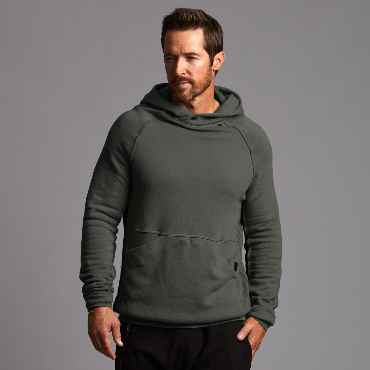 PULLOVER PLUSH HOODIE / SHROOM