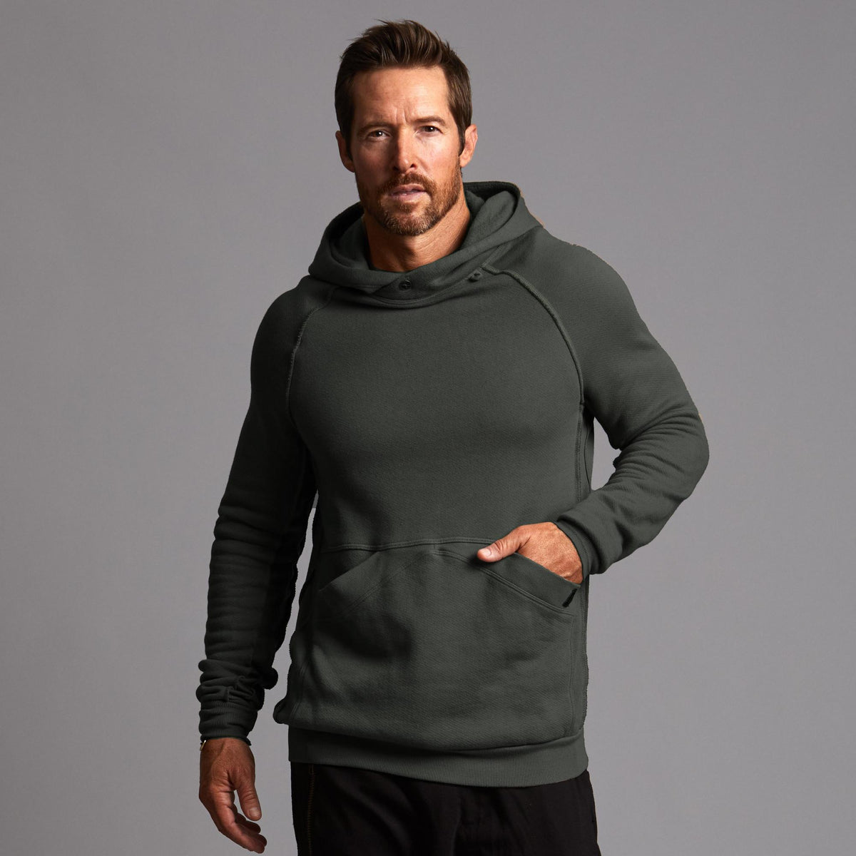 PULLOVER PLUSH HOODIE / URBAN FOREST