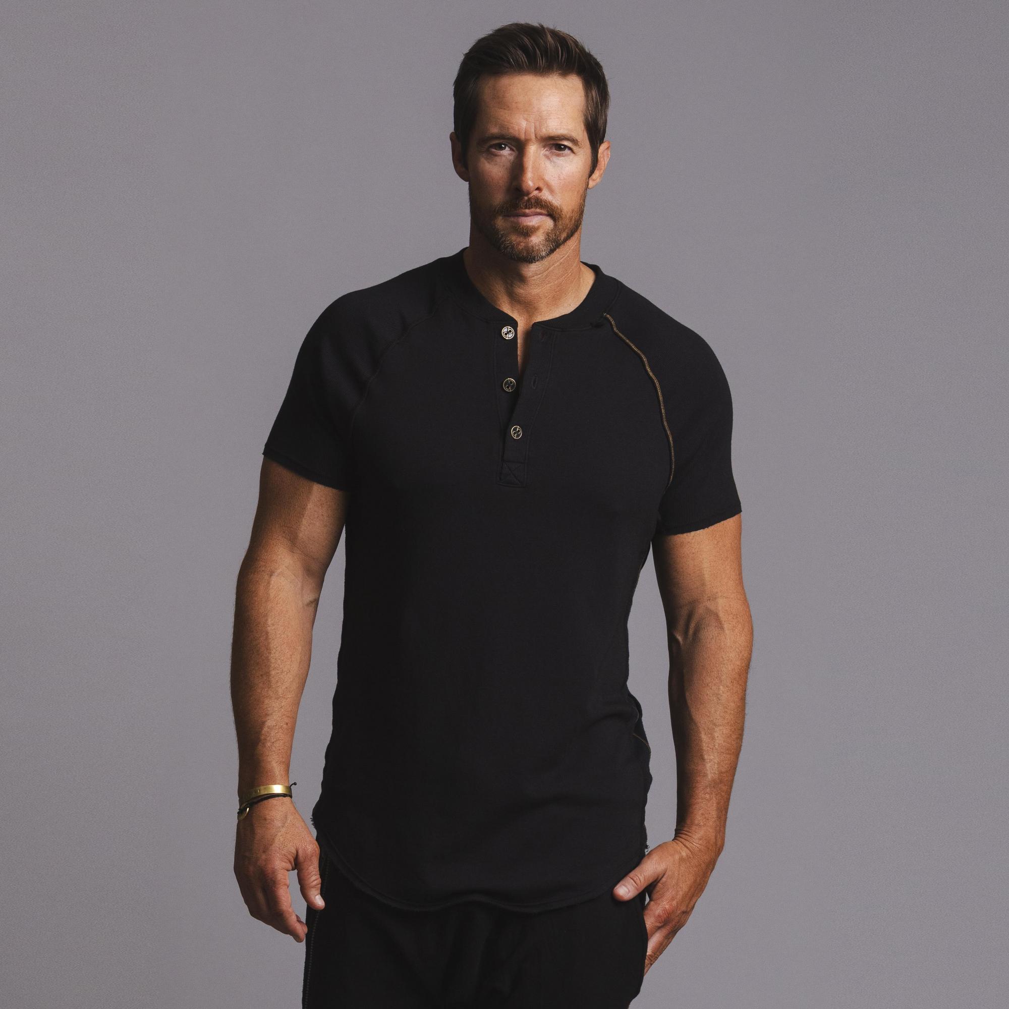 Short Sleeve Henley – One Golden Thread