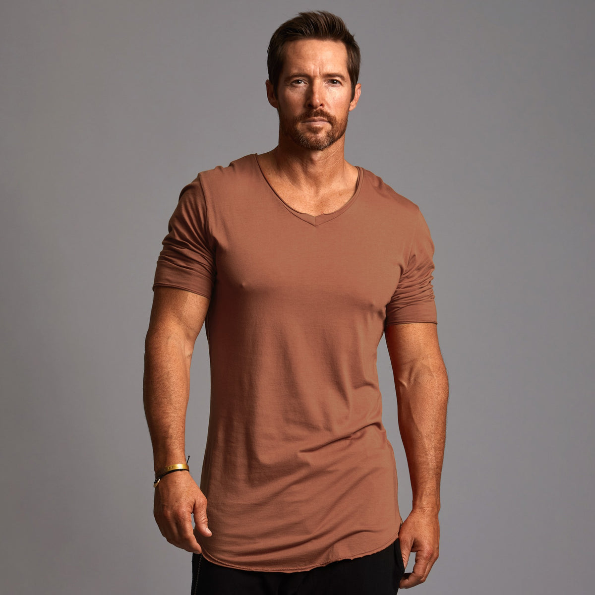 V NECK TREE SHIRT / RICH EARTH