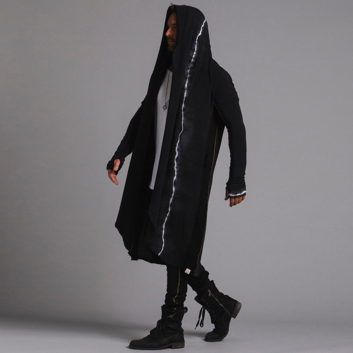 Male modeling light bolt kairos duster