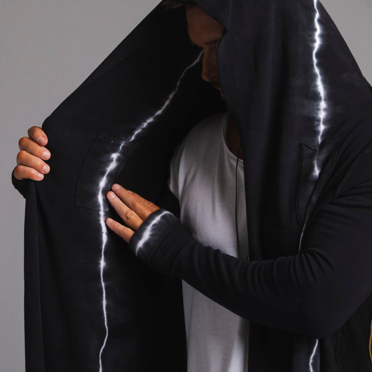 Male modeling light bolt kairos duster