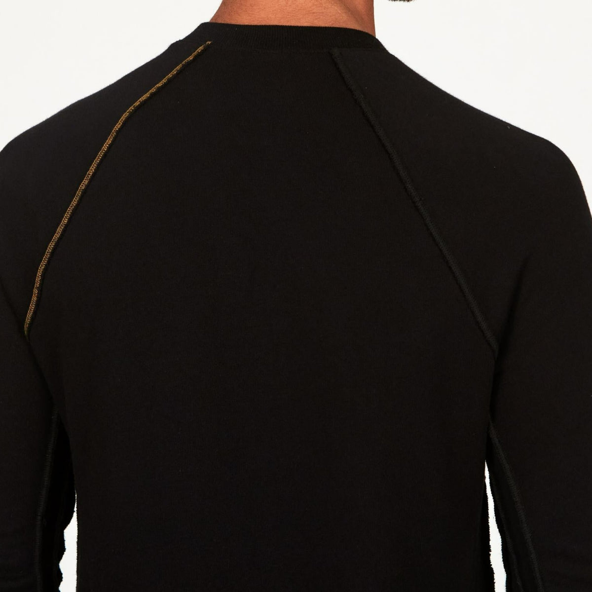 THE HENLEY / BLACK